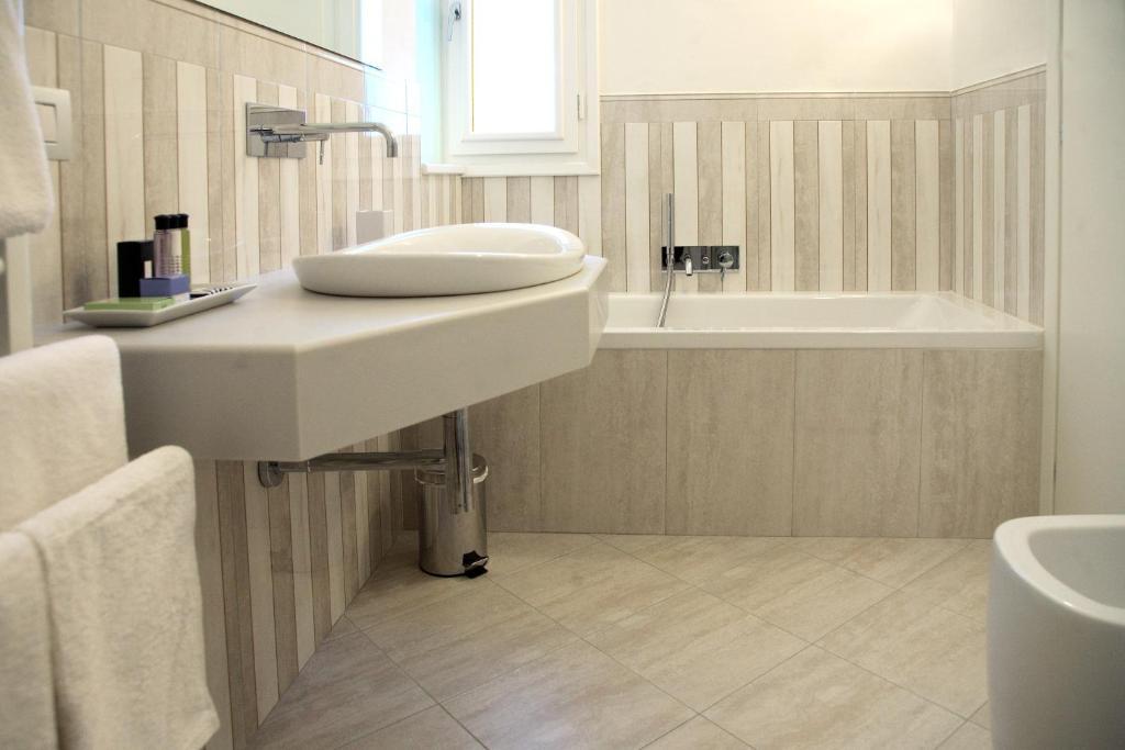 R&B Santo Stefano Bed & Breakfast Bologna Room photo